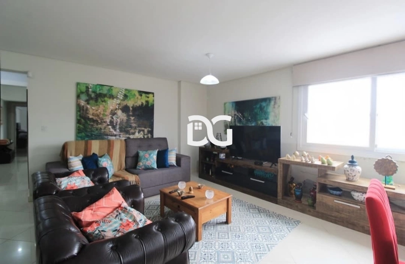 AMPLO APARTAMENTO A VENDA JUNTO AO MAR EM TRAMANDAÍ: 7ª foto da galeria de imagens do imóvel