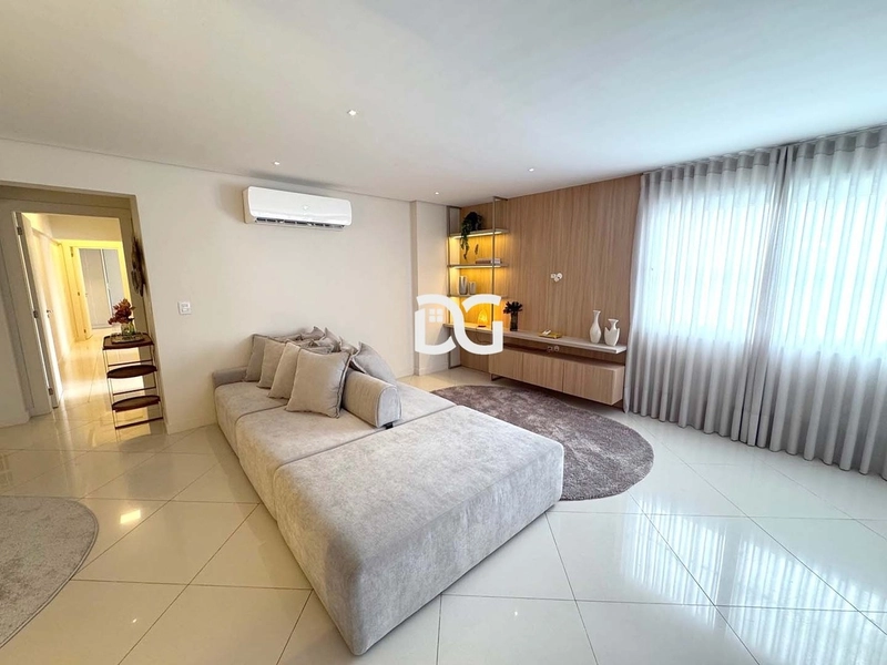 AMPLO APARTAMENTO A VENDA JUNTO AO MAR EM TRAMANDAÍ: 8ª foto da galeria de imagens do imóvel