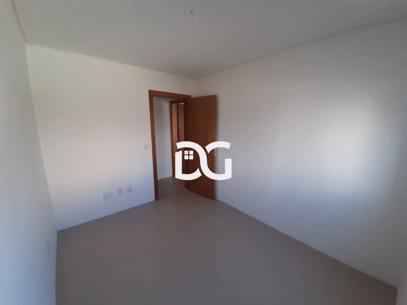 APARTAMENTO NUNCA HABITADO AO LADO DA AVENIDA DA IGREJA: 12ª foto da galeria de imagens do imóvel