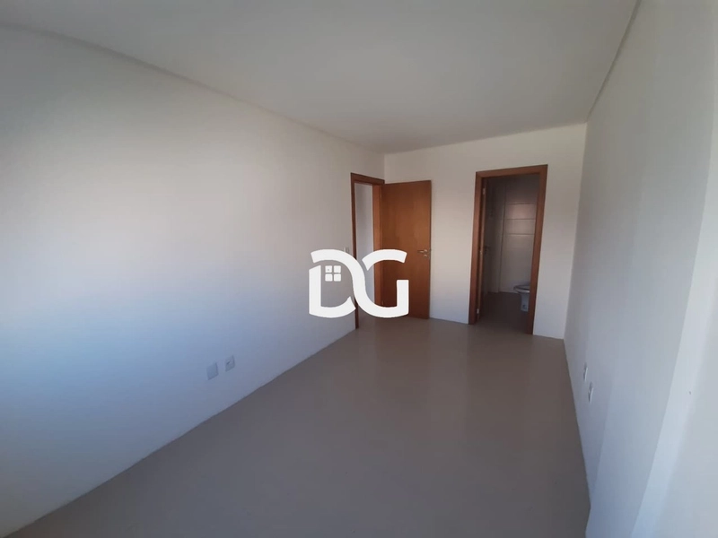 APARTAMENTO NUNCA HABITADO AO LADO DA AVENIDA DA IGREJA