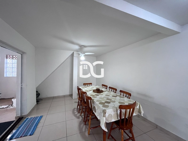 CASA PROXIMA DO MAR E DA AVENIDA A PLATAFORMA EM TRAMANDAÍ: 6ª foto da galeria de imagens do imóvel