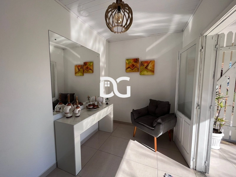 CASA PROXIMA DO MAR E DA AVENIDA A PLATAFORMA EM TRAMANDAÍ: 4ª foto da galeria de imagens do imóvel