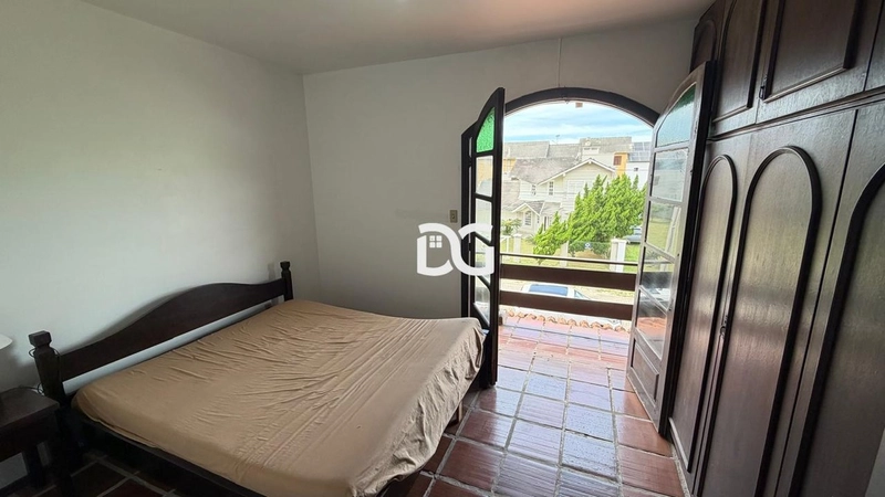 Sobrado amplo ideal para famílias grandes ou para quem busca espaço: 19ª foto da galeria de imagens do imóvel