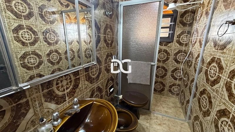 Sobrado amplo ideal para famílias grandes ou para quem busca espaço: 22ª foto da galeria de imagens do imóvel