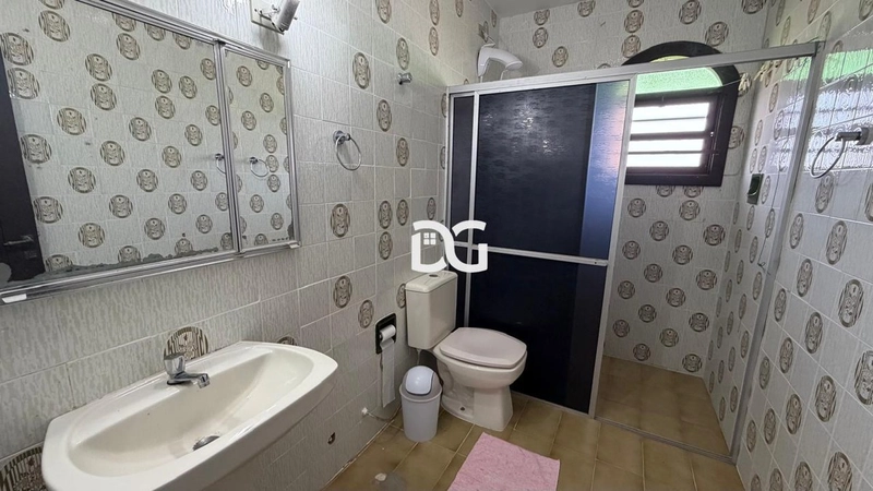 Sobrado amplo ideal para famílias grandes ou para quem busca espaço: 24ª foto da galeria de imagens do imóvel