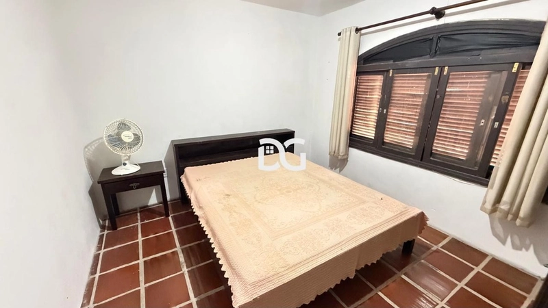 Sobrado amplo ideal para famílias grandes ou para quem busca espaço: 12ª foto da galeria de imagens do imóvel