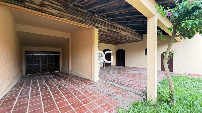 Sobrado amplo ideal para famílias grandes ou para quem busca espaço: 26ª foto da galeria de imagens do imóvel