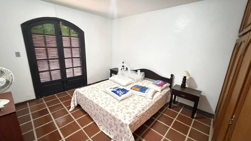 Sobrado amplo ideal para famílias grandes ou para quem busca espaço: 15ª foto da galeria de imagens do imóvel