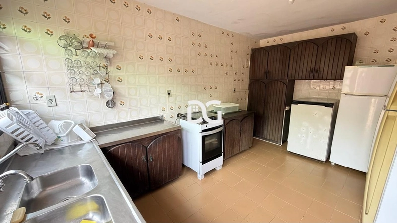 Sobrado amplo ideal para famílias grandes ou para quem busca espaço: 8ª foto da galeria de imagens do imóvel