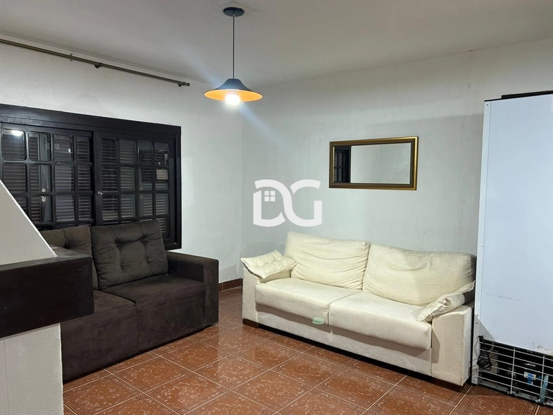 Casa aconchegante, composta por 3 dormitórios, sendo 1 suíte: 4ª foto da galeria de imagens do imóvel