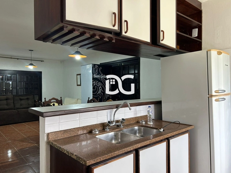 Casa aconchegante, composta por 3 dormitórios, sendo 1 suíte: 5ª foto da galeria de imagens do imóvel