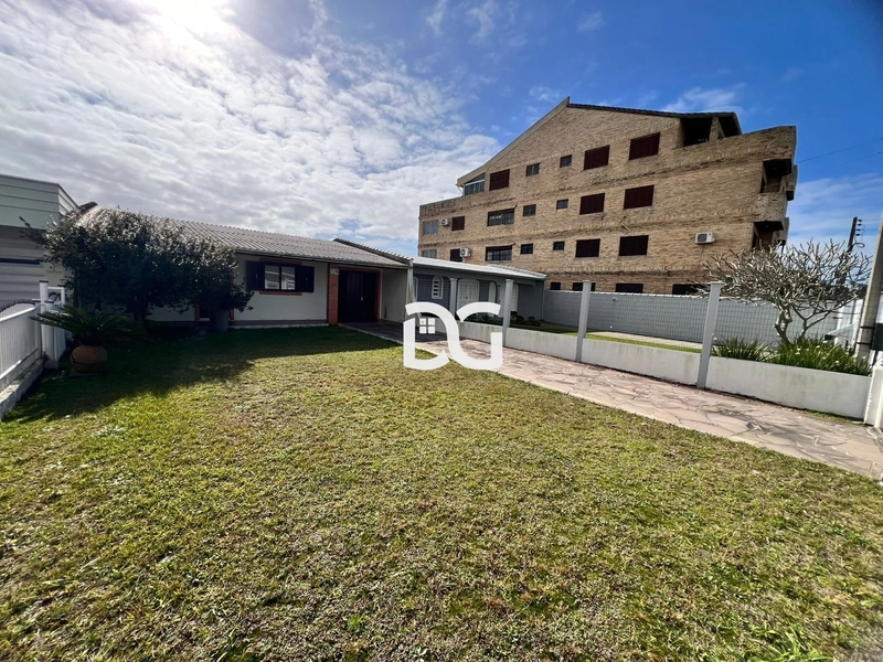 Esta residência mobiliada oferece conforto e praticidade