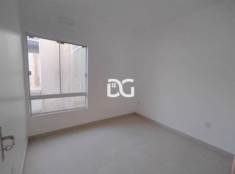 Casa aconchegante e funcional, ideal para quem busca conforto e espaço: 14ª foto da galeria de imagens do imóvel