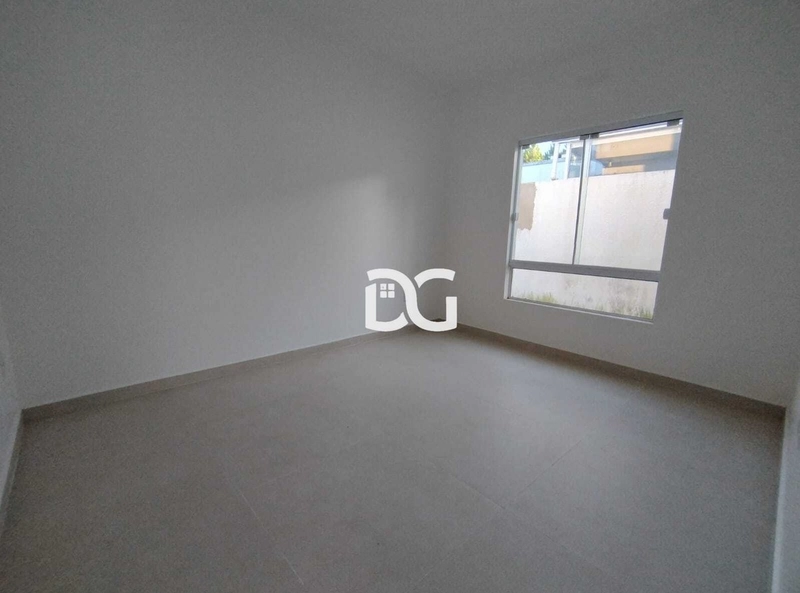 Casa aconchegante e funcional, ideal para quem busca conforto e espaço: 13ª foto da galeria de imagens do imóvel