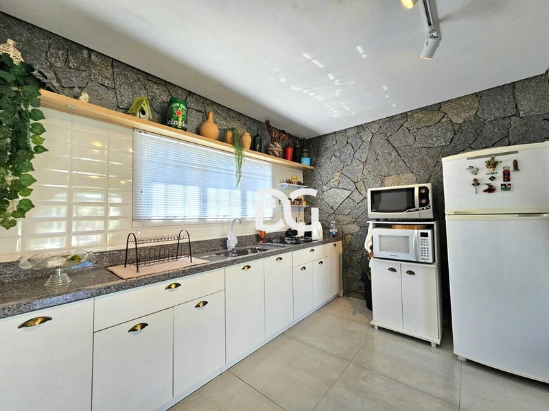 Casa aconchegante e funcional, composta por 3 dormitórios: 11ª foto da galeria de imagens do imóvel