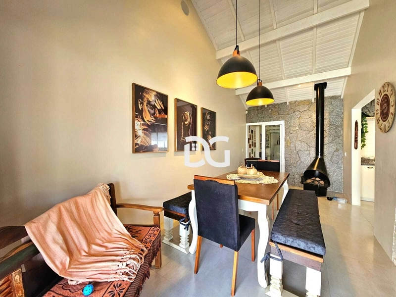 Casa aconchegante e funcional, composta por 3 dormitórios: 8ª foto da galeria de imagens do imóvel