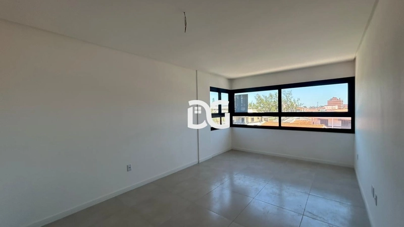 APARTAMENTO A 1 QUADRA DO MAR NO CENTRO DE TRAMANDAÍ: 3ª foto da galeria de imagens do imóvel