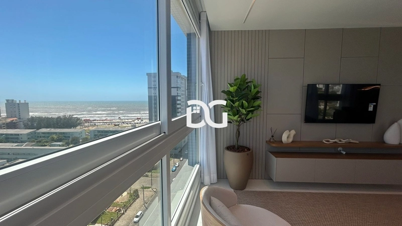 Ideal para quem busca viver com estilo e praticidade no litoral: 4ª foto da galeria de imagens do imóvel