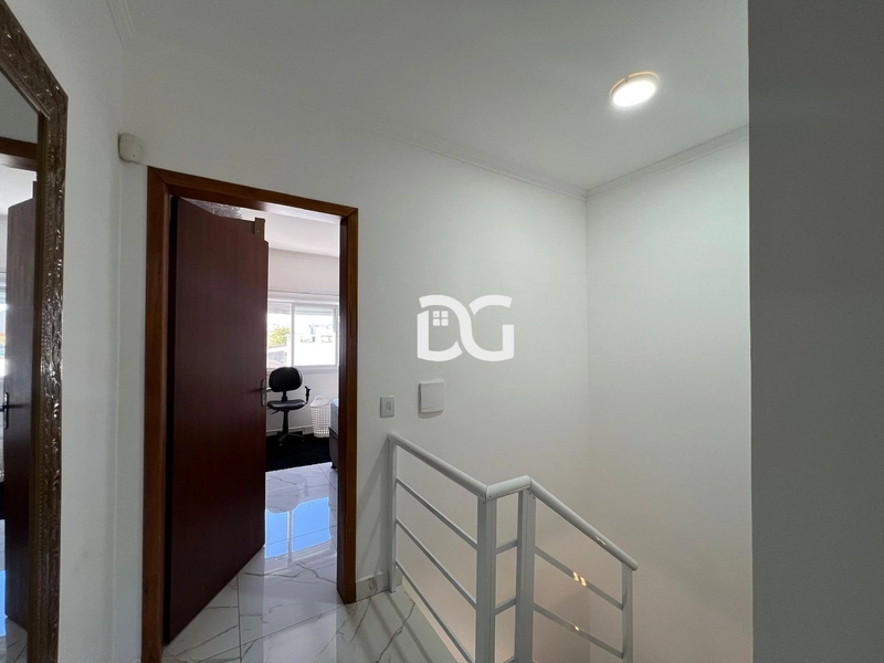 Duplex funcional e bem distribuído, ideal para quem busca conforto: 10ª foto da galeria de imagens do imóvel