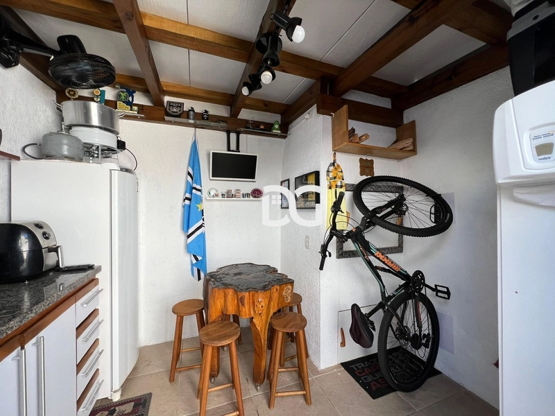 Duplex funcional e bem distribuído, ideal para quem busca conforto: 21ª foto da galeria de imagens do imóvel