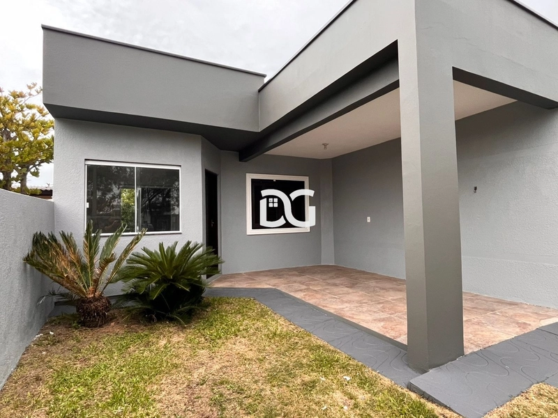 Casa aconchegante e funcional, composta por 2 dorm. sendo 1 suíte: 1ª foto da galeria de imagens do imóvel