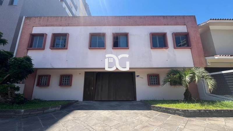 GARAGEM A VENDA NO CENTRO DE TRAMANDAÍ: 1ª foto da galeria de imagens do imóvel