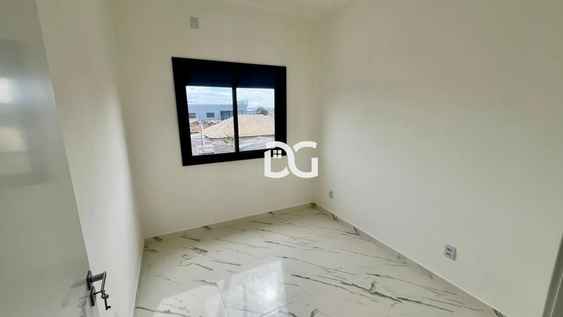 Casa em excelente localização para venda em Tramandaí-RS: 4ª foto da galeria de imagens do imóvel