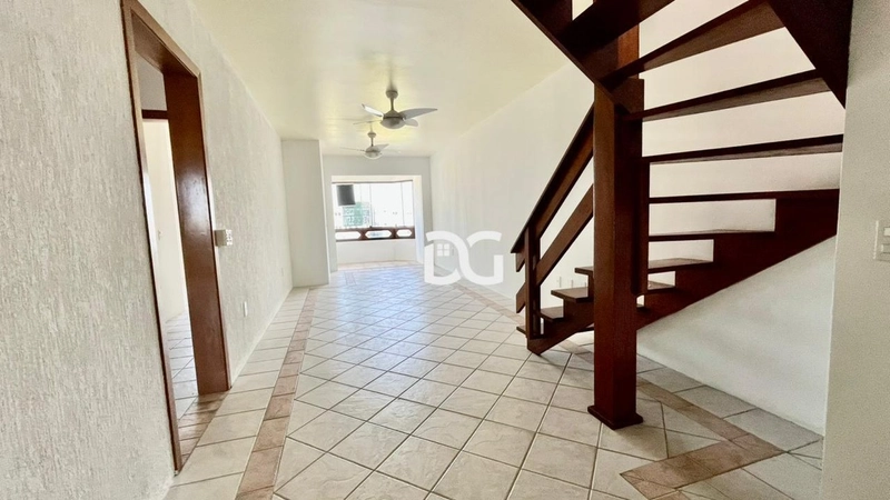 Cobertura duplex ampla e bem distribuída com terraço: 7ª foto da galeria de imagens do imóvel