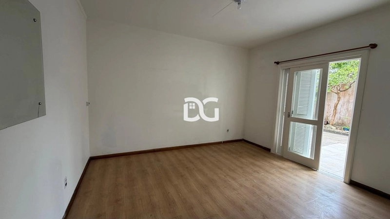 Sobrado amplo e funcional, ideal para quem busca conforto e espaço.: 13ª foto da galeria de imagens do imóvel