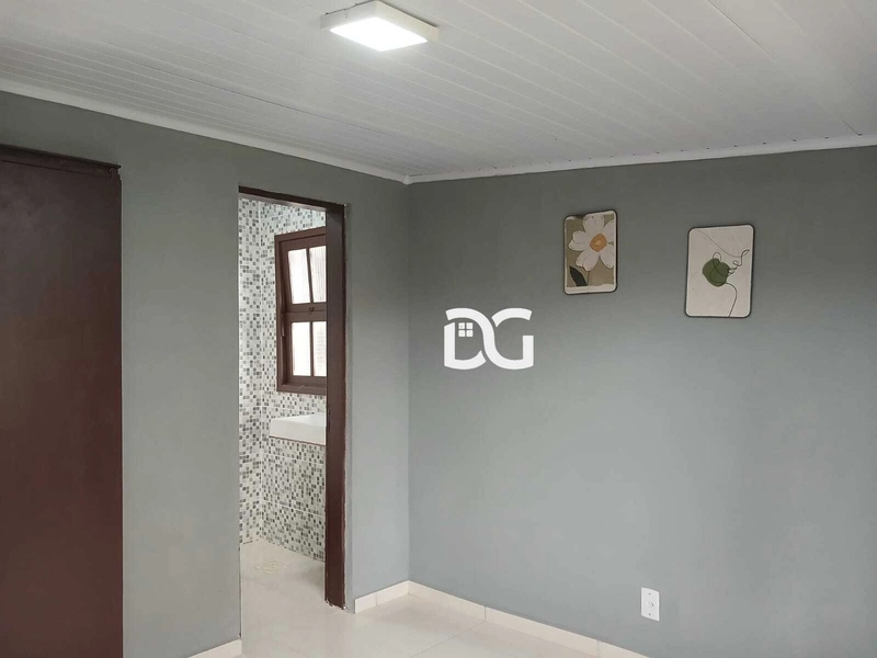 CASA SEMI MOBILIADA NO CENTRO DE IMBÉ: 7ª foto da galeria de imagens do imóvel