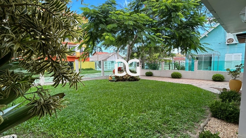 CASA MOBILIADA NO CENTRO DE TRAMANDAÍ: 4ª foto da galeria de imagens do imóvel