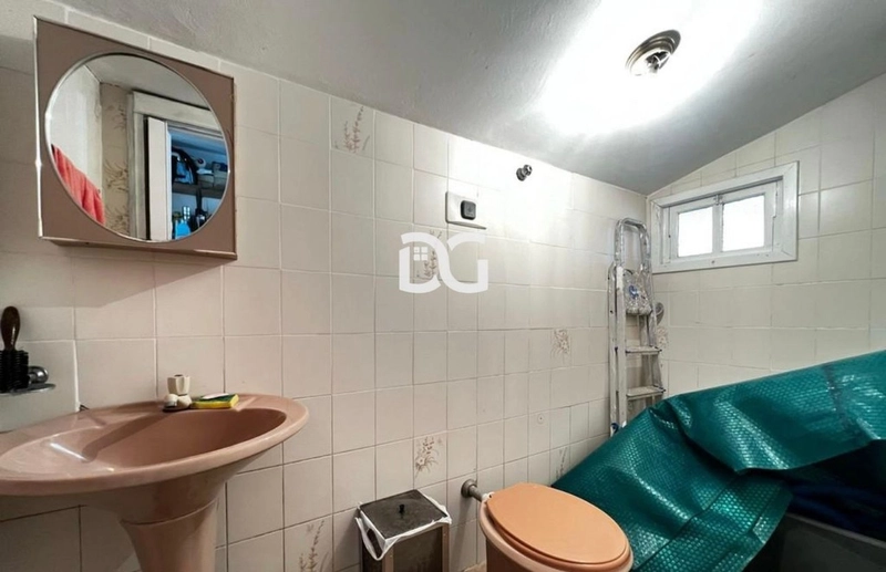 Casa espaçosa e funcional, composta por 5 dormitórios, sendo 2 suítes: 27ª foto da galeria de imagens do imóvel