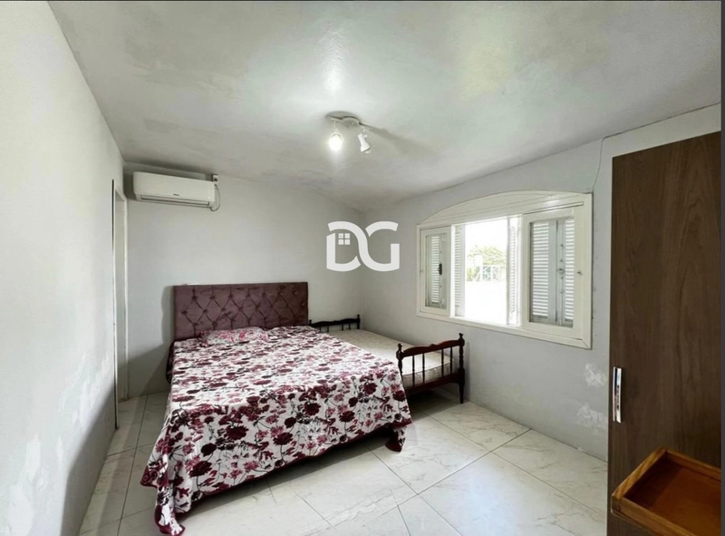 Casa espaçosa e funcional, composta por 5 dormitórios, sendo 2 suítes: 20ª foto da galeria de imagens do imóvel