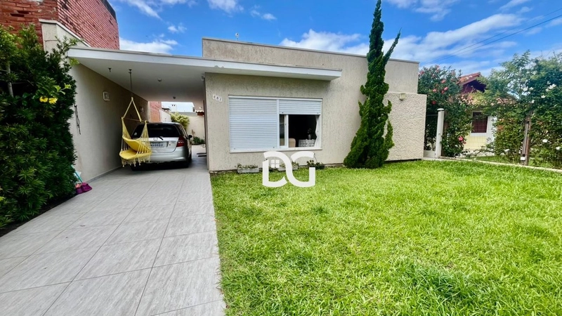 Casa em laje, espaçosa e bem distribuída, composta por 4 dormitórios: 2ª foto da galeria de imagens do imóvel