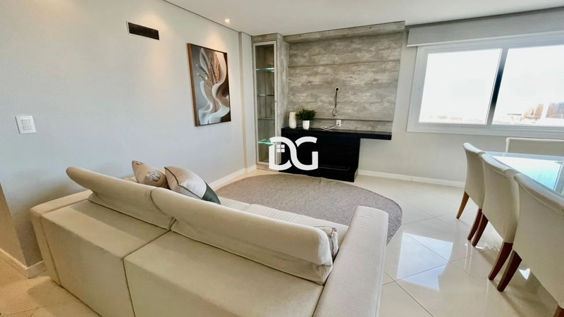 AMPLO APARTAMENTO A VENDA JUNTO AO MAR EM TRAMANDAÍ: 4ª foto da galeria de imagens do imóvel