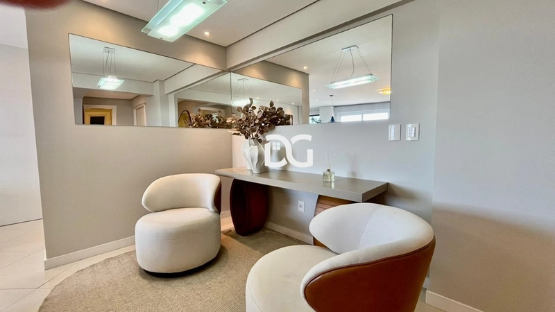 AMPLO APARTAMENTO A VENDA JUNTO AO MAR EM TRAMANDAÍ: 3ª foto da galeria de imagens do imóvel