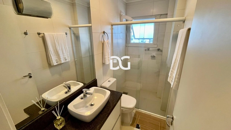 AMPLO APARTAMENTO A VENDA JUNTO AO MAR EM TRAMANDAÍ: 18ª foto da galeria de imagens do imóvel