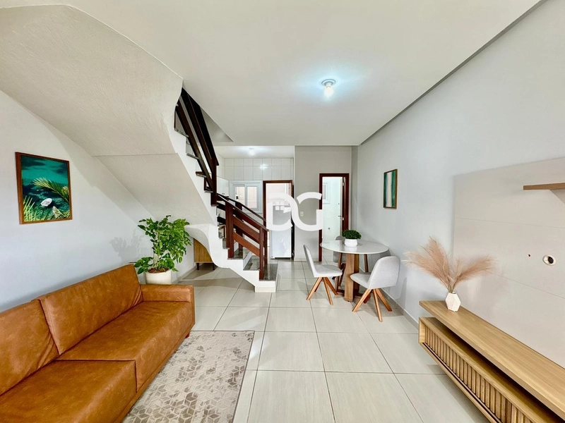 Sobrado no centro de Tramandaí: 6ª foto da galeria de imagens do imóvel