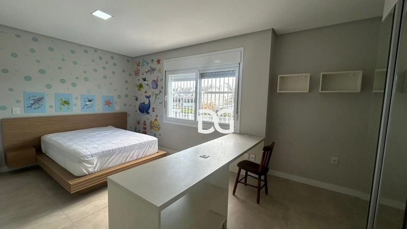 Casa nova, moderna e aconchegante, composta por 4 suítes amplas: 12ª foto da galeria de imagens do imóvel