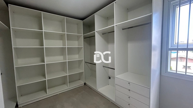 Casa nova, moderna e aconchegante, composta por 4 suítes amplas: 21ª foto da galeria de imagens do imóvel