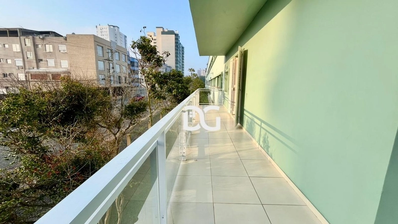 Apartamento mobiliado com 3 quartos prox. ao mar: 6ª foto da galeria de imagens do imóvel