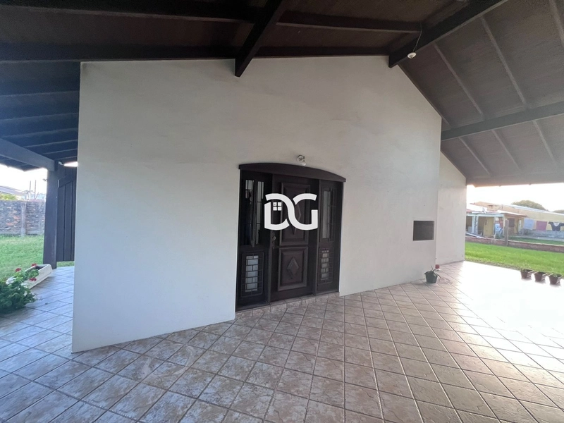 Casa com 2 dorm. e abrigo para 3 carros: 5ª foto da galeria de imagens do imóvel