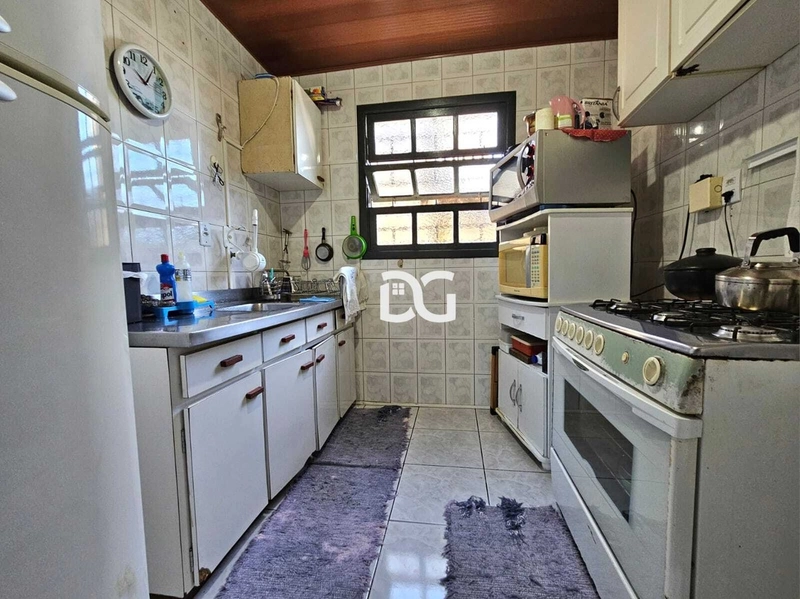 Casa de 3 dormitórios: 4ª foto da galeria de imagens do imóvel