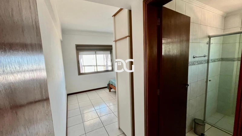 Apartamento com sacada com vista para o mar: 15ª foto da galeria de imagens do imóvel