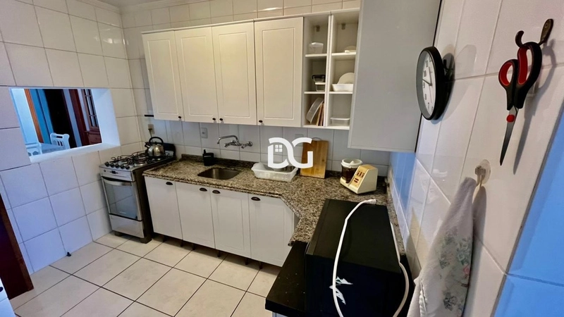 Apartamento com sacada com vista para o mar: 13ª foto da galeria de imagens do imóvel