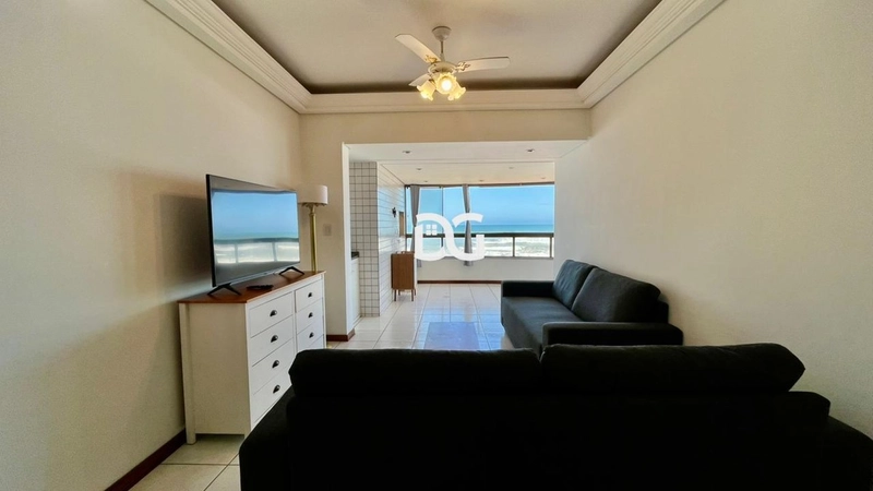 Apartamento com sacada com vista para o mar: 2ª foto da galeria de imagens do imóvel