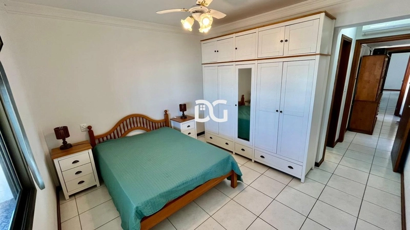 Apartamento com sacada com vista para o mar: 16ª foto da galeria de imagens do imóvel