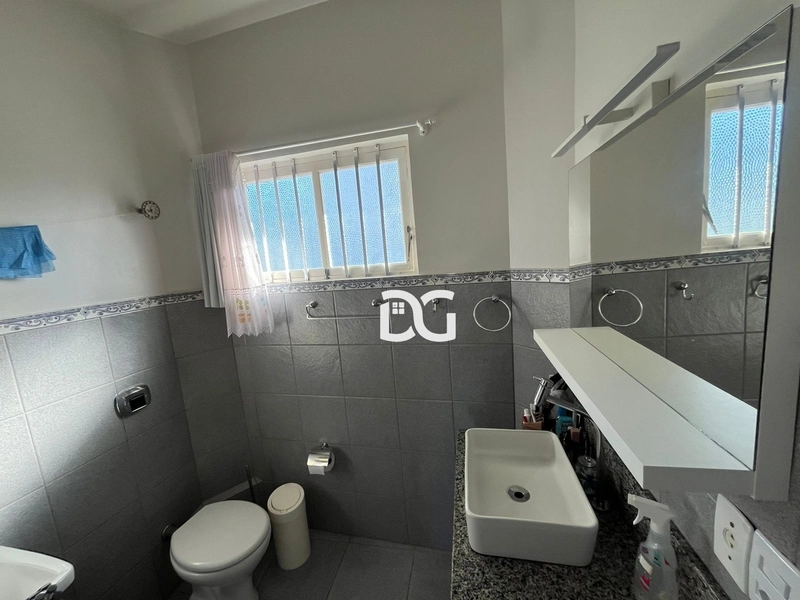 Apartamento com 1 dormitório com sacada: 10ª foto da galeria de imagens do imóvel