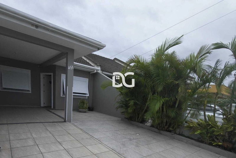 Casa geminada aconchegante, composta por 2 dormitórios: 1ª foto da galeria de imagens do imóvel