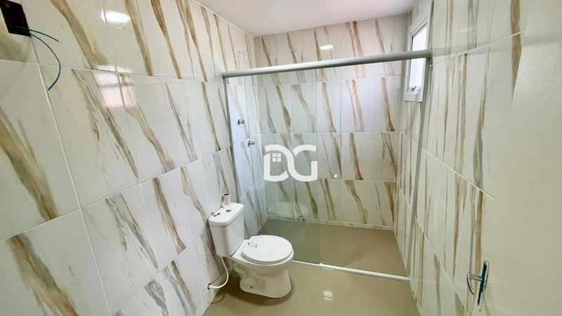 Sobrado espaçoso e bem distribuído, composto por 04 dormitórios: 14ª foto da galeria de imagens do imóvel